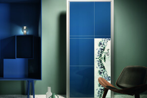 DESIGN AND HIGH FASHION FOR VIGHI'S DOOR