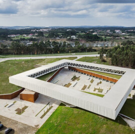 Óbidos Technological Park Main Building