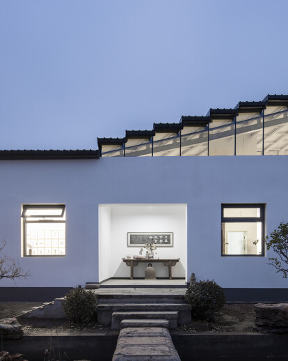 Hall within cloud-Art studio of Xu Hongquan ---Artistic living in suburban of Beijing