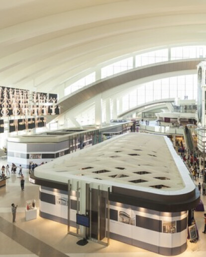 MOMENT FACTORY COLLABORATES IN THE TRANSFORMATION OF LOS ANGELES INTERNATIONAL AIRPORT