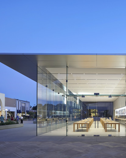 Stanford Apple Store