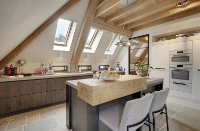 INTERIORS IN THE ATTIC - KITCHEN | FAKRO