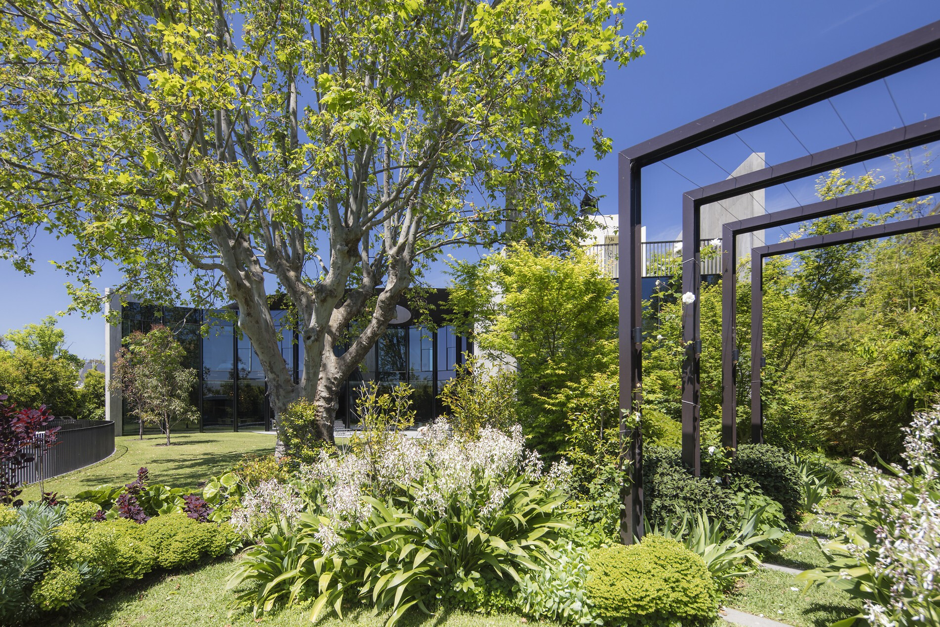 https://archello.com/story/47255/attachments/photos-videos/7 photo_credit John Gollings