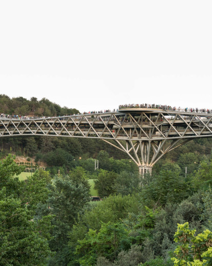 Tabiat Pedestrian Bridge 