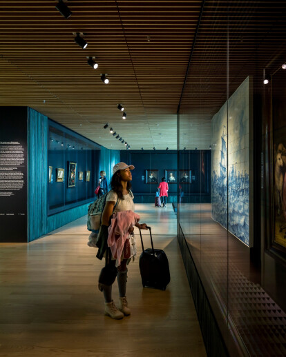 Holland Boulevard and Rijksmuseum Schiphol