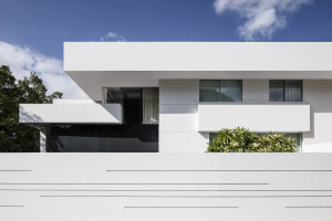 Black Core House