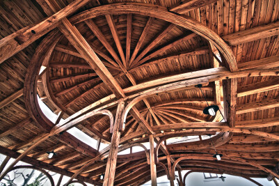 Garden altans restaurant bending wood