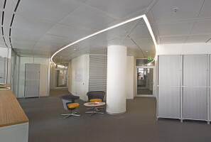 F30 Suspended Metal Fireproof Ceiling with integrated trunking luminaire