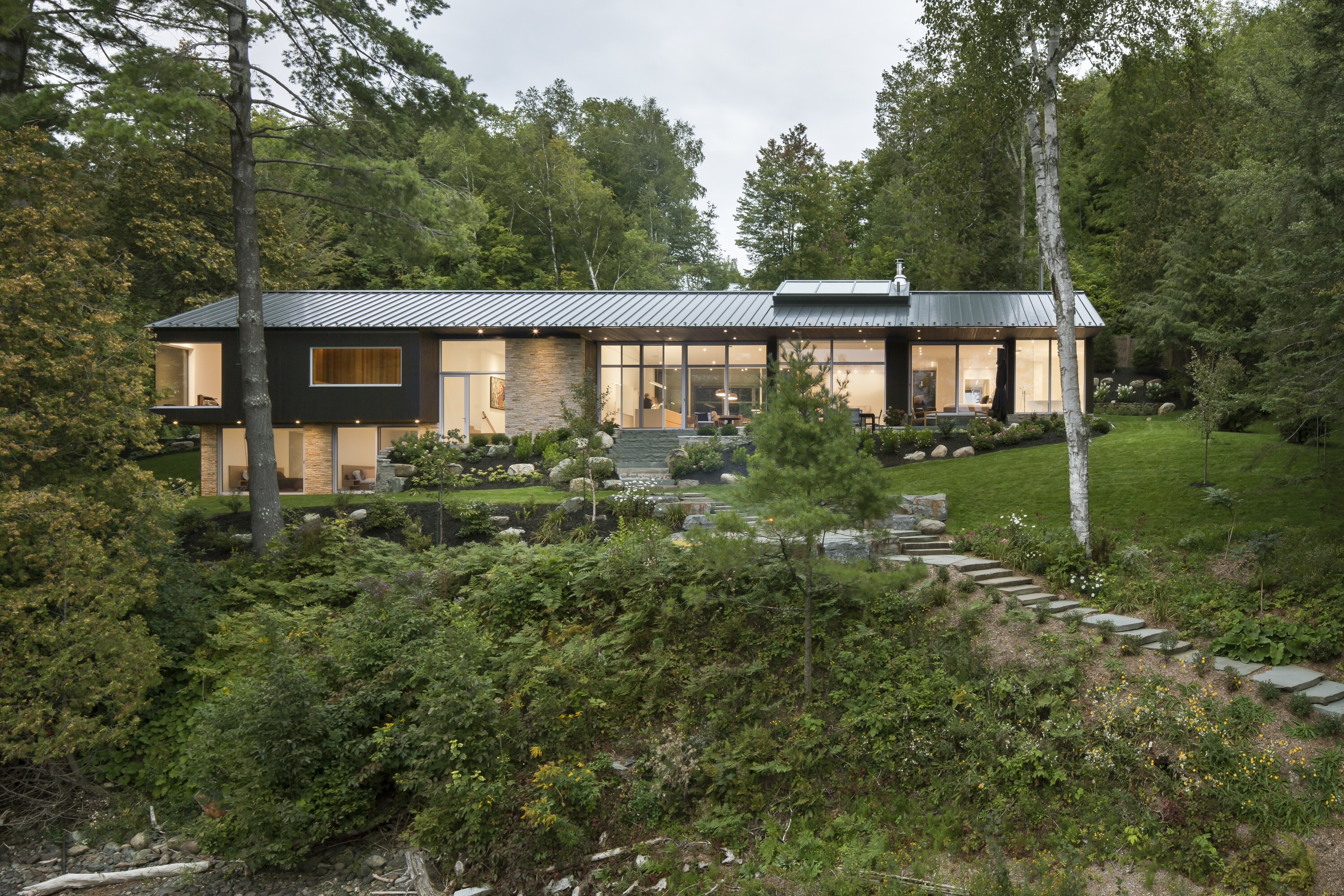 https://archello.com/story/50379/attachments/photos-videos/3 photo_credit Stéphane Groleau