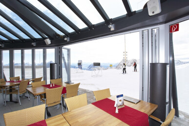 Zugspitze Mountain Restaurant - SL70 - Panels Opened and Closed