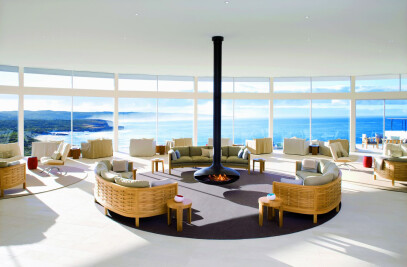 Southern Ocean Lodge with Gyrofocus Fireplace