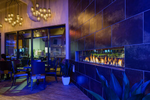 Kona Grill with Tenore 240 Fireplace