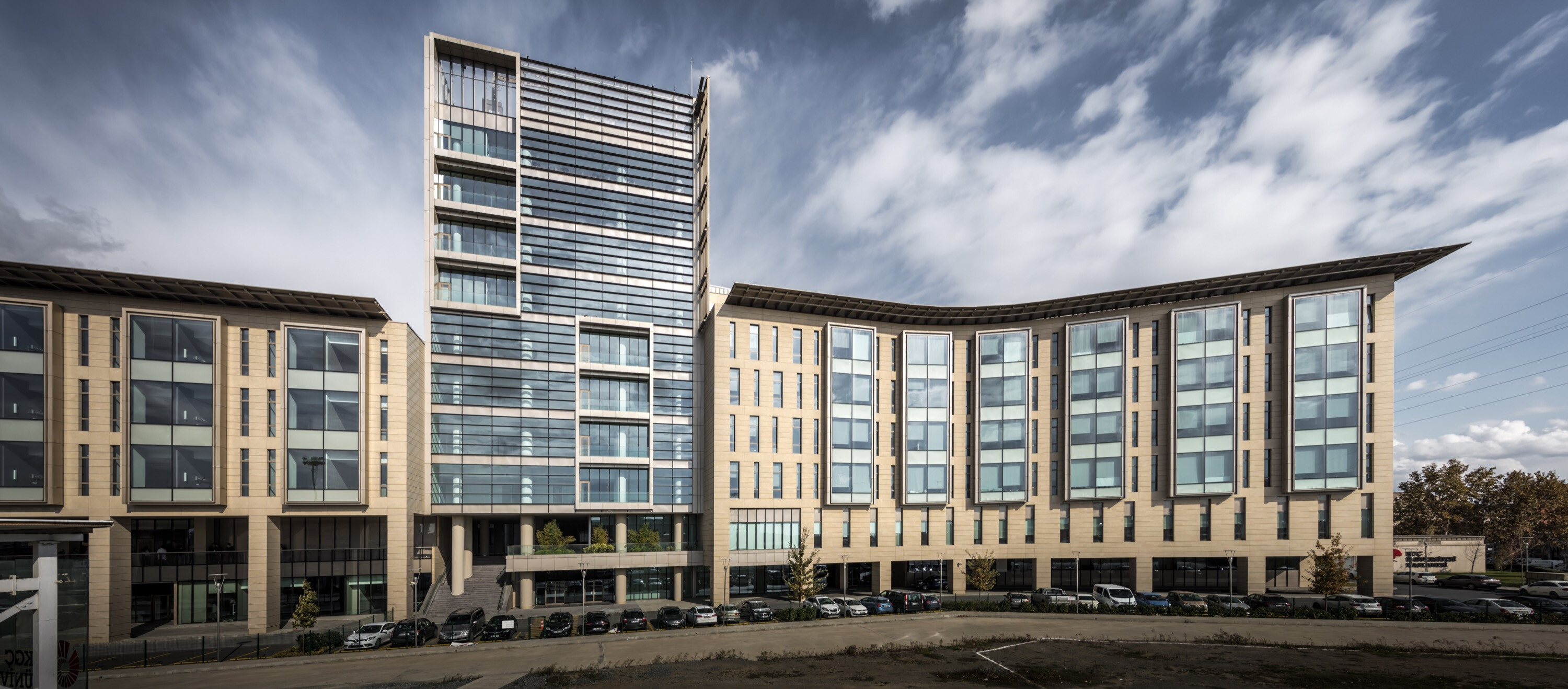 https://archello.com/story/52315/attachments/photos-videos/4 photo_credit Yercekim Architectural Photography