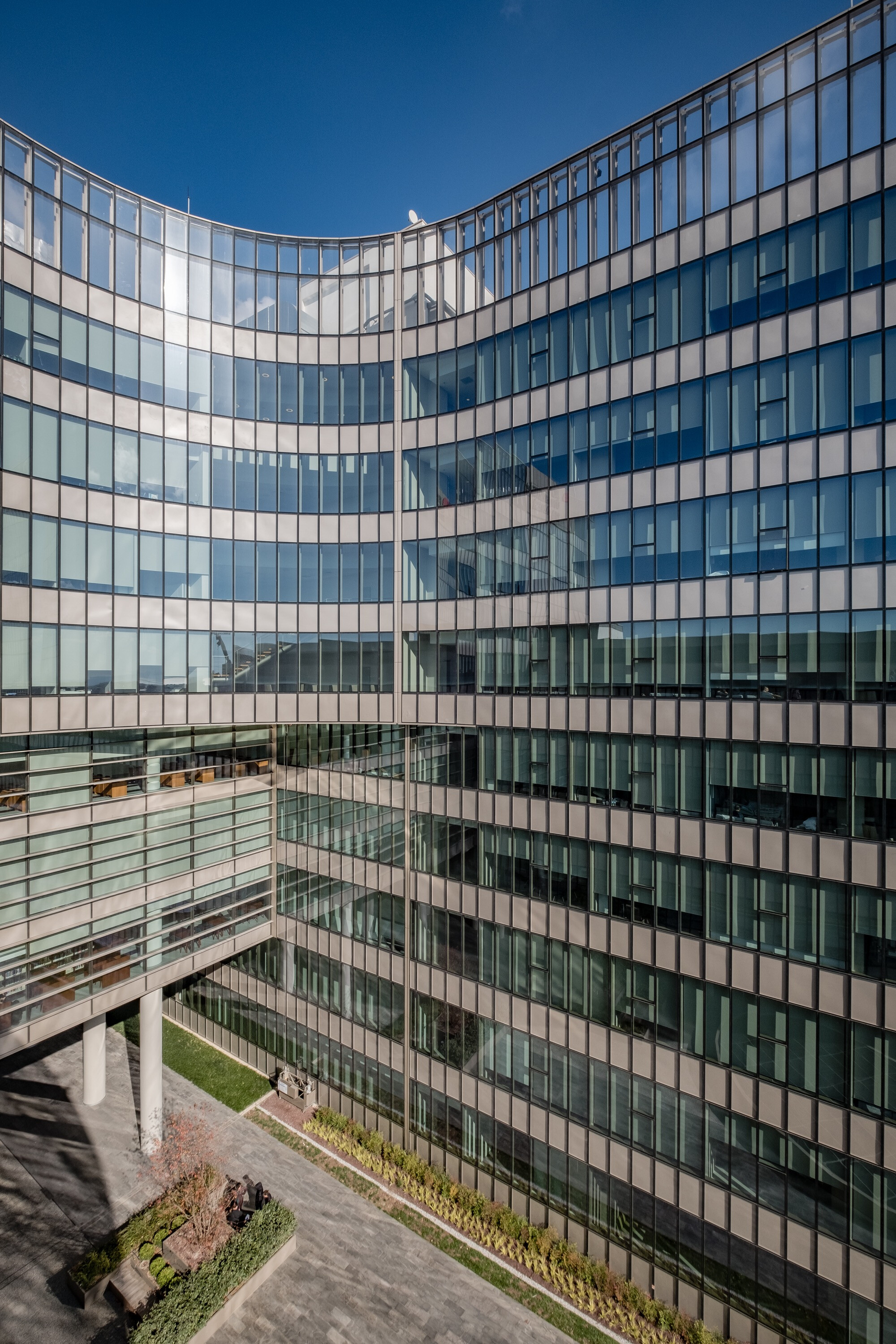 https://archello.com/story/52315/attachments/photos-videos/11 photo_credit Yercekim Architectural Photography