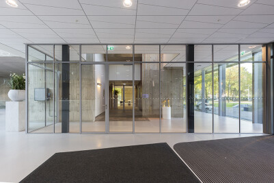 SL30® fire and smoke resistant interior glazed partitions