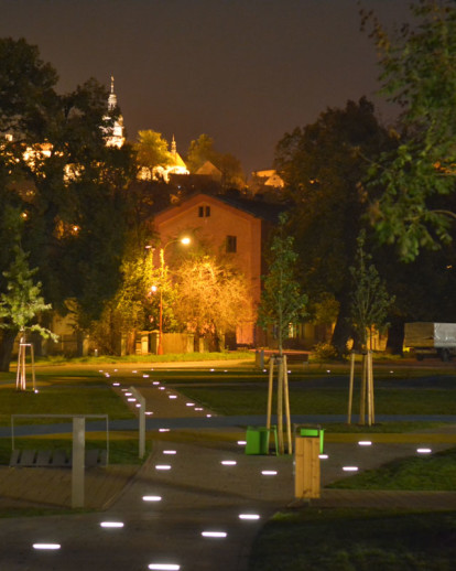 Power saving LED solution for park lighting