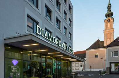Hotel and residential building Tulln