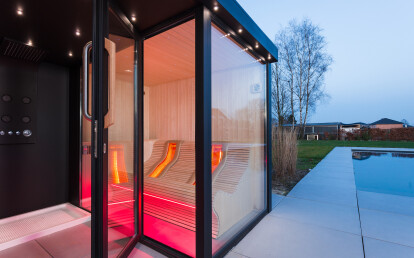 2-person outdoor sauna, steam room and outdoor shower