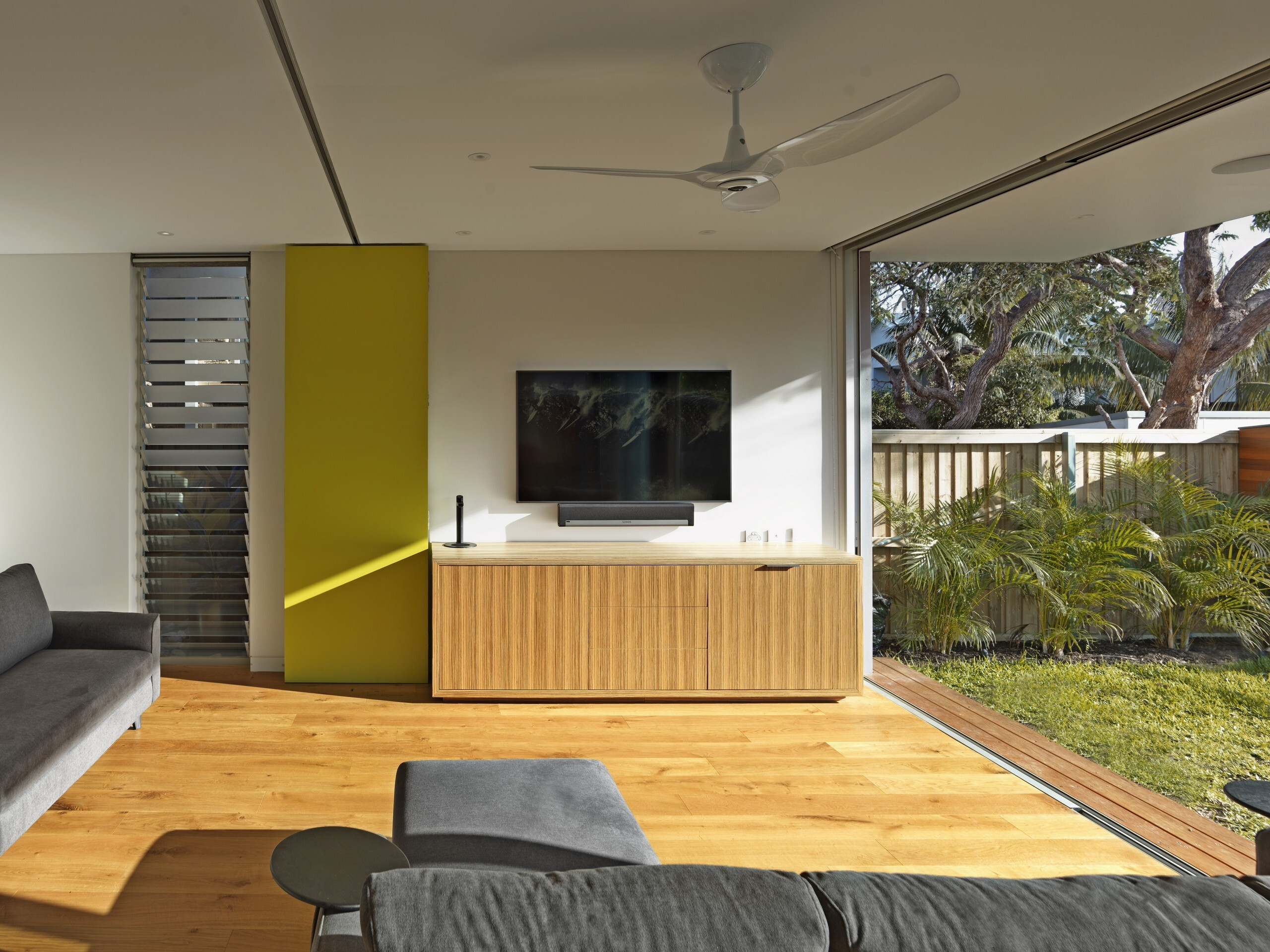 https://archello.com/story/56386/attachments/photos-videos/15 photo_credit Luke Butterly