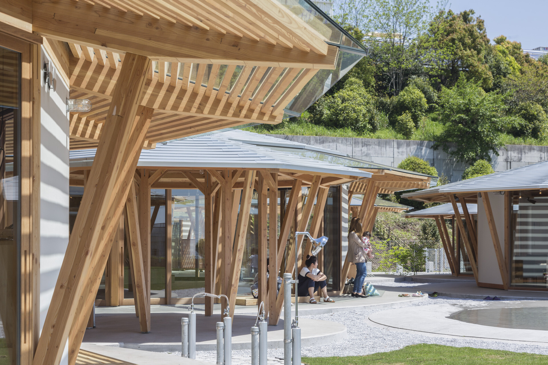 https://archello.com/story/56533/attachments/photos-videos/7 photo_credit Shinkenchiku-sha