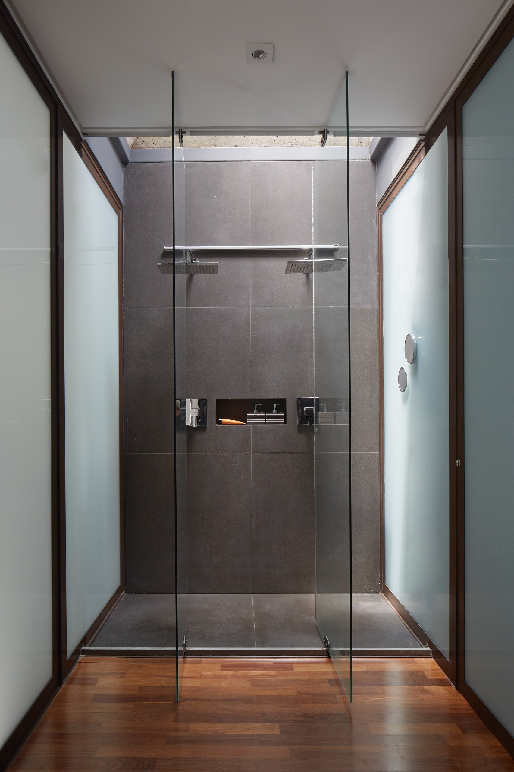 https://archello.com/story/56800/attachments/photos-videos/82
