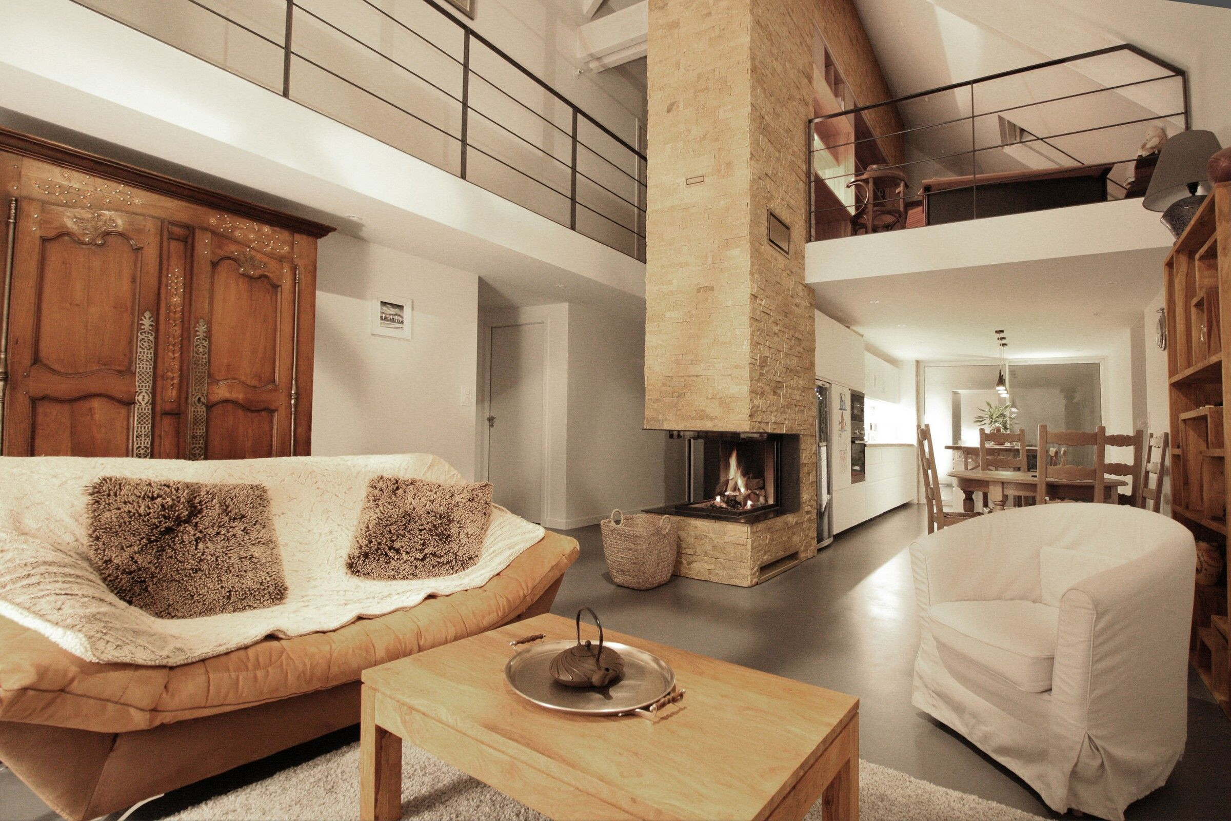 https://archello.com/story/56986/attachments/photos-videos/9 photo_credit J Guillo Architecte