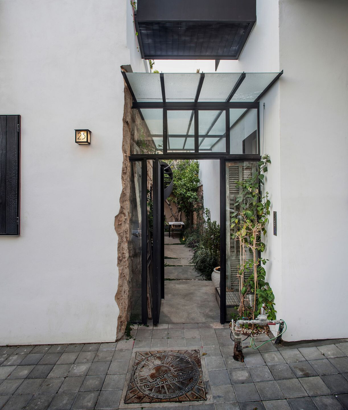 https://archello.com/story/57302/attachments/photos-videos/23 photo_credit Yoav Gurin