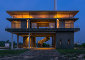 Oculus Staff Quarters