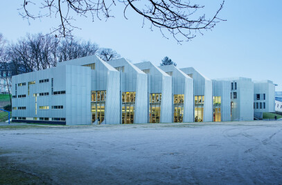 University of Versailles School of Science Library