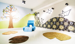 Blooming hotel Only for Kids Play Room
