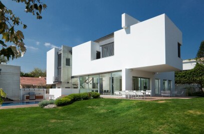 Prestigious Villa in Ramat Gan