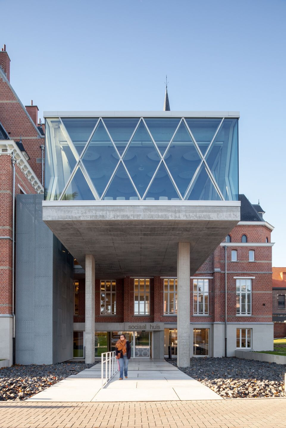 https://archello.com/story/63029/attachments/photos-videos/3 photo_credit © Tim Van de Velde