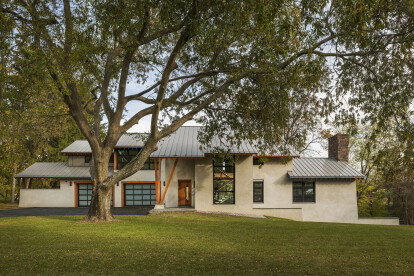 Leaning Timber Haus, Patio and Spa