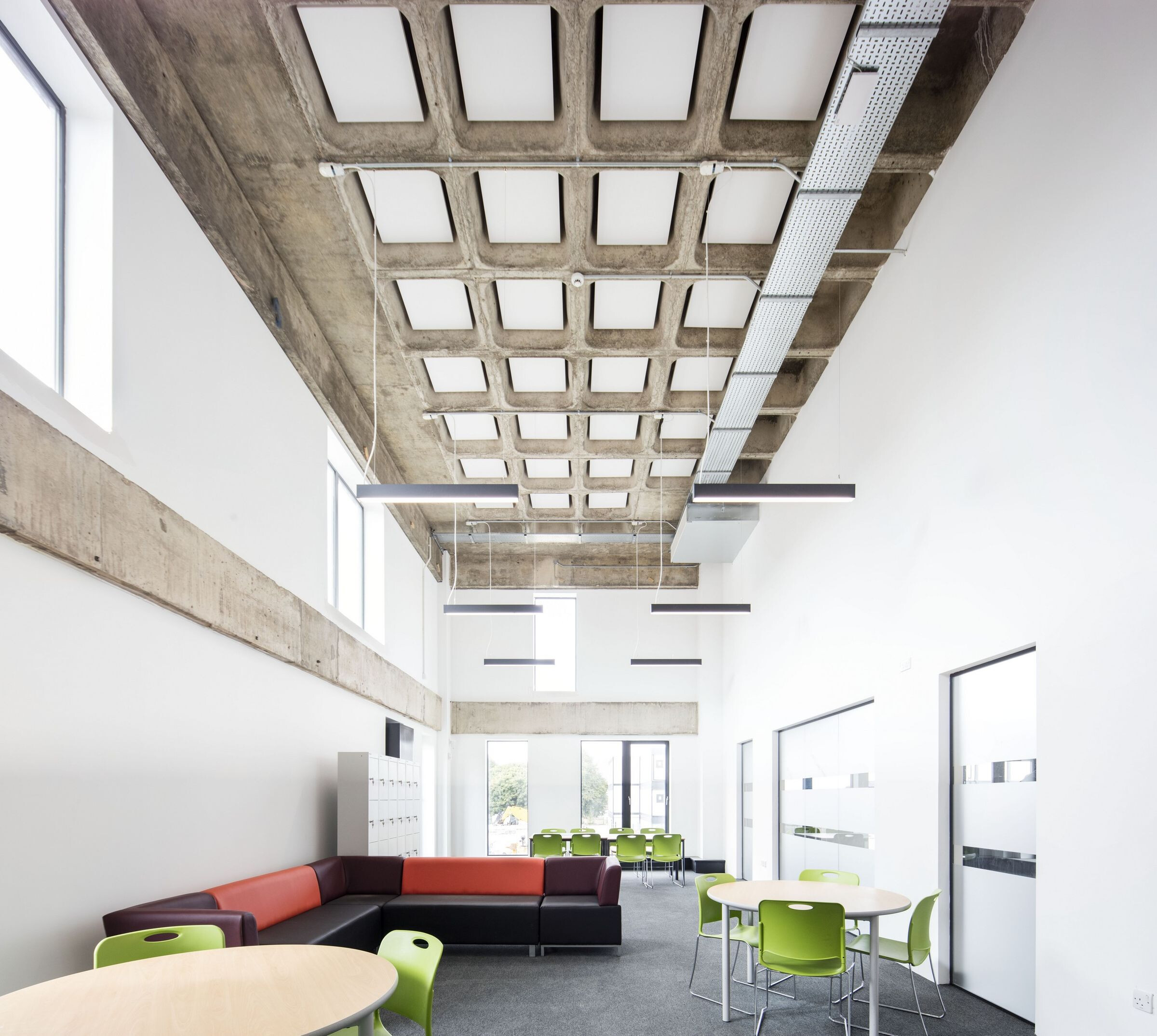 https://archello.com/story/64360/attachments/photos-videos/9 photo_credit © Will Scott