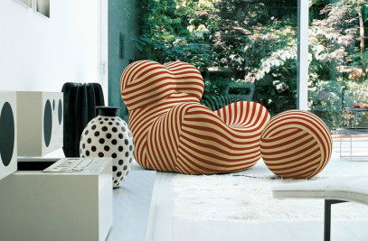 Up armchair and pouf