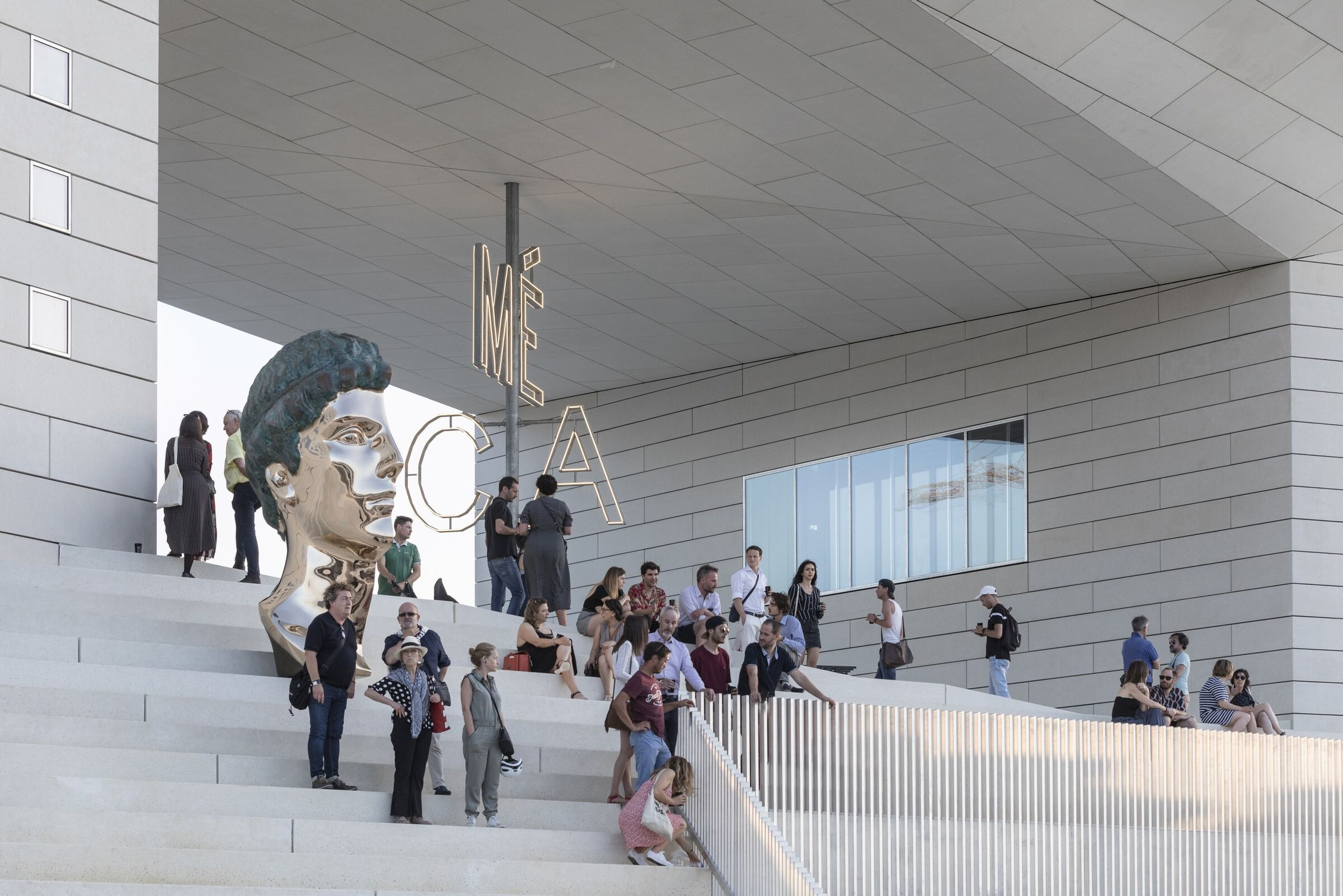 https://archello.com/story/40006/attachments/photos-videos/6 photo_credit Laurian Ghinitoiu