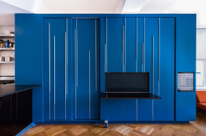 Unfolding Apartment