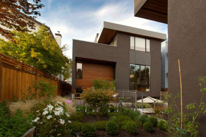 Arbutus Ridge House