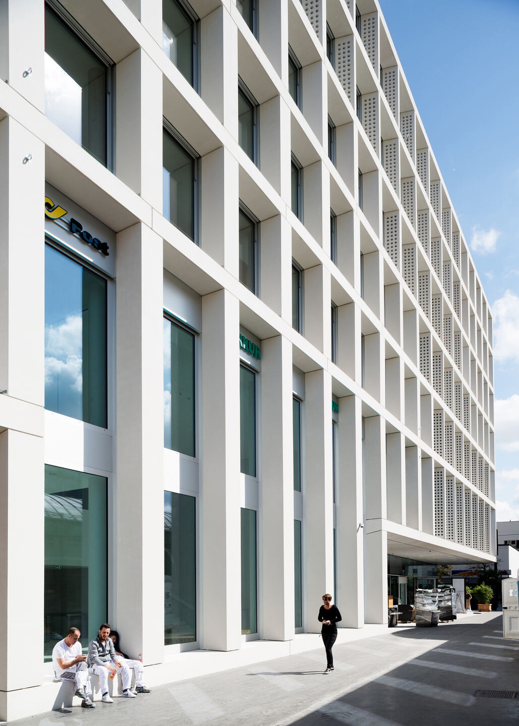 https://archello.com/story/53435/attachments/photos-videos/5 photo_credit Lukas Schaller