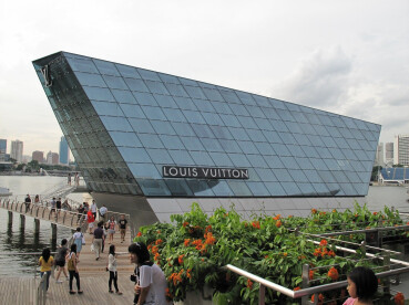 Crystal Pavilion (the Louis Vuitton Island Maison), Safdie Architects