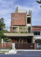 Jalan Kembangan House