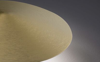 FAYA wall lamp brushed gold finish detail