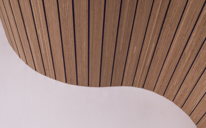 Acoustic - Wool felt flexible for wall, ceiling, furniture and sharply curved or flexible forms, Oak