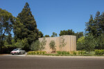 Roofless House