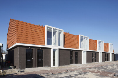 Eight sustainable houses in Hei- en Boeicop
