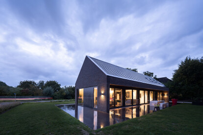 Modern Barn House Jade Architecten Archello