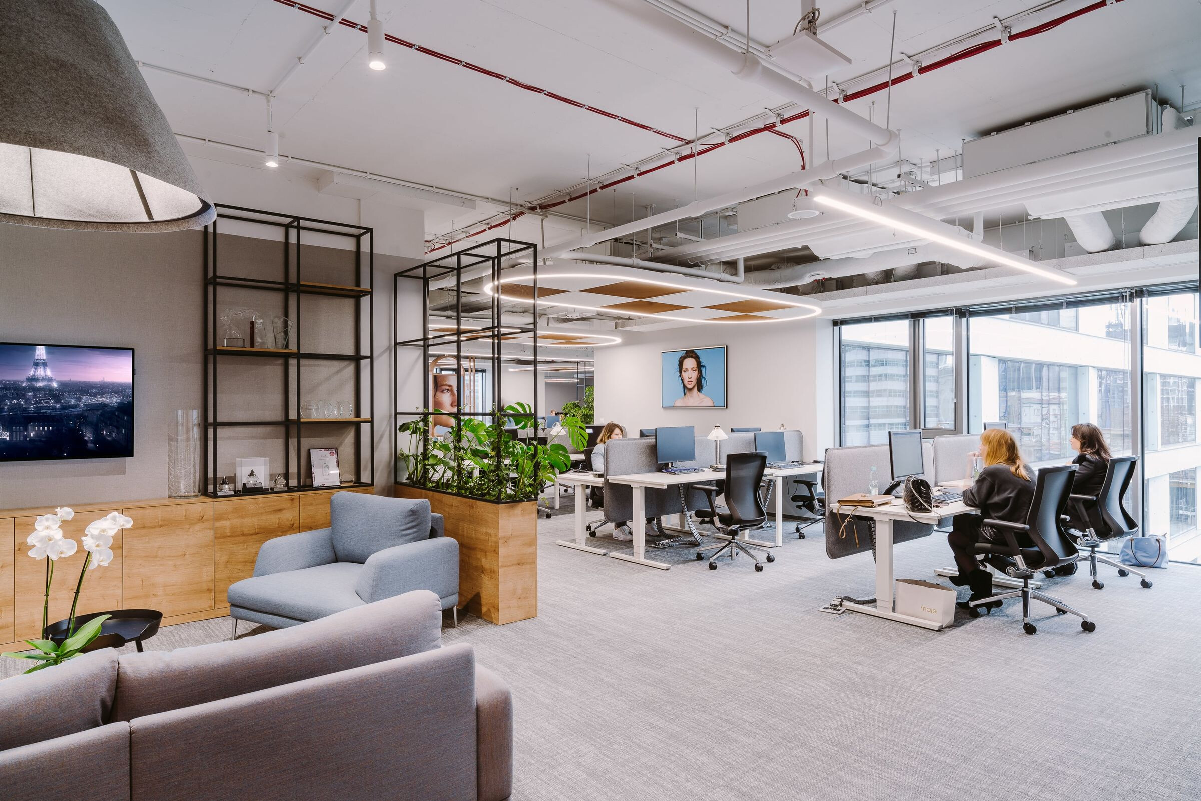 https://archello.com/story/70983/attachments/photos-videos/6