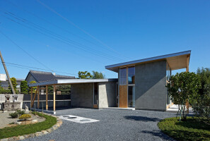 House in Shioyamachi