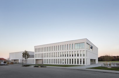 Administration & production building for REVIDERM