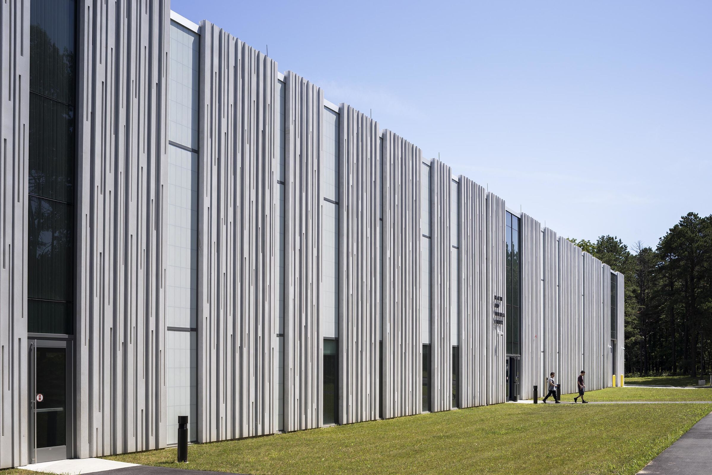 https://archello.com/story/72878/attachments/photos-videos/3 photo_credit James Ewing